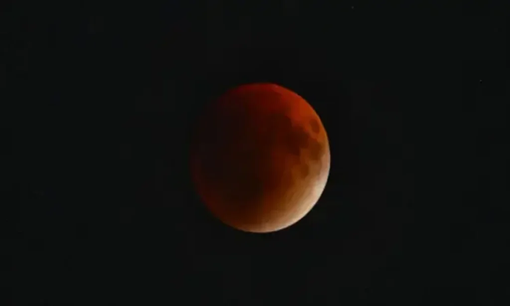 blood moon on 7 sep 2025